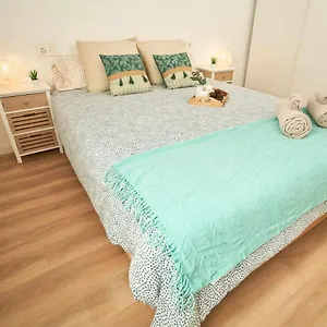 Apartamento Acceso Directo Playaacwifiterraza By Rinconesmediterraneos, L'Eucaliptus